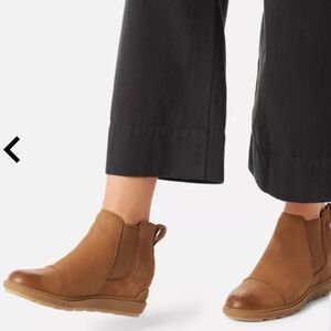 SOREL Evie II Taffy Brown Leather/Suede Hidden Wedge Slip On Chelsea Boots